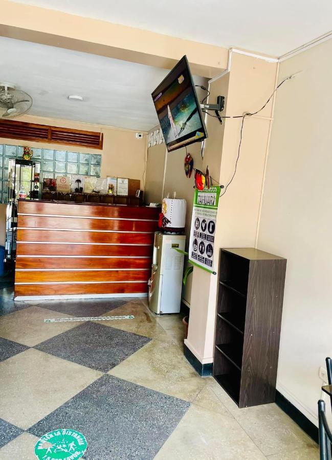 Alojamiento Tahuari Iquitos Buitenkant foto