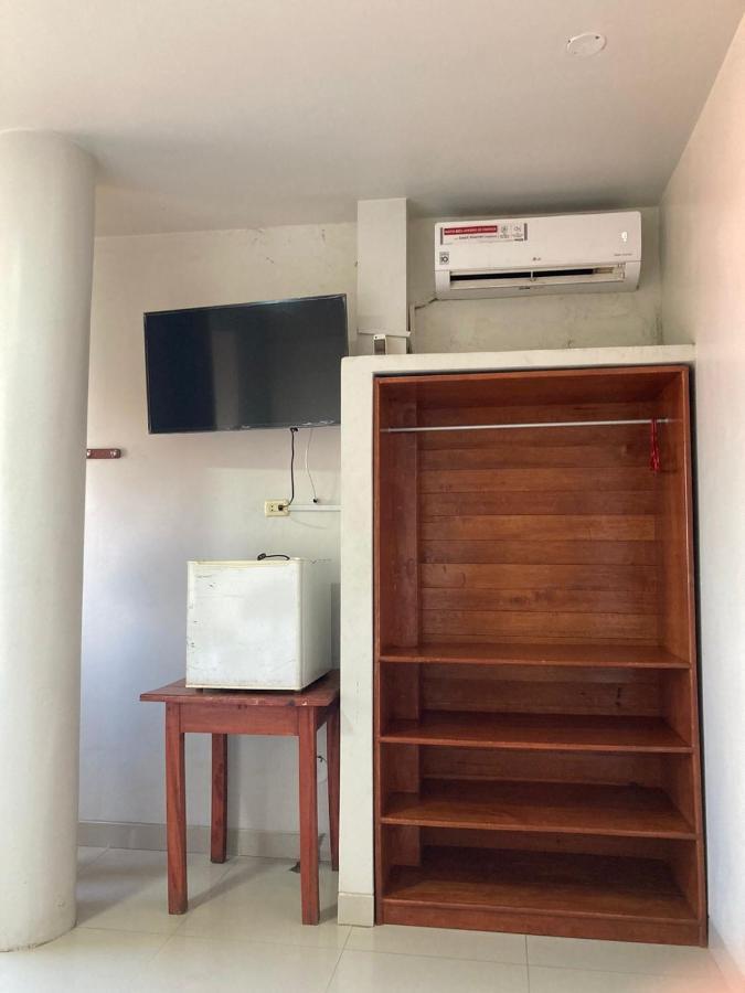 Alojamiento Tahuari Iquitos Buitenkant foto